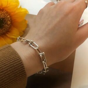 𝅺NEW Silver or Gold Chunky U Shape Chain Bracelet